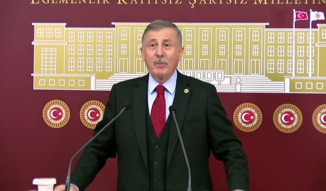 Selçuk Özdağ’dan Futbolda Bahis Soruşturmasına Sert Tepki: “Bu Skandal Kurumsal Uyanışın Kırılma Noktasıdır”