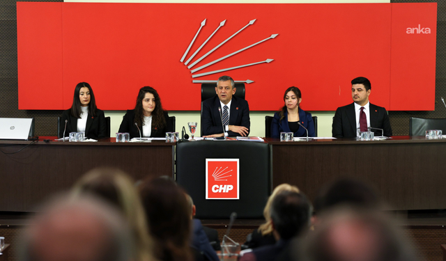 CHP’nin Yeni PM’si İlk Toplantısını Yaptı: Özel’den ‘Mücadele Dönemi’ Mesajı ve MYK Onayı