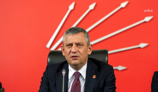 Özgür Özel: Suriye’de Alevilerin İmam Ali bin Ebu Talib Camii’ne yönelik bombalı saldırıyı lanetliyoruz