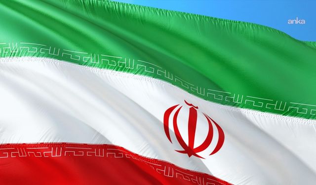 İran ordusunun envanterine bin adet İHA alındı