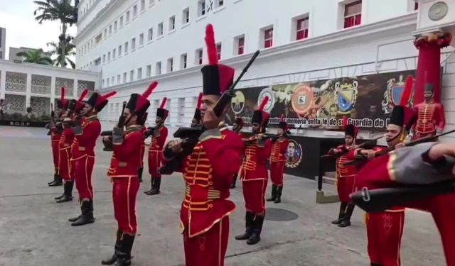 Venezuela’da ABD Saldırısı Sonrası Ulusal Yas: En Az 100 Kişi Hayatını Kaybetti