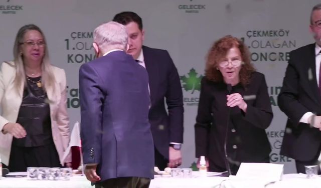 Davutoğlu: Adalet, siyaset ve Diyanet aynı anda itibar kaybediyorsa korkun