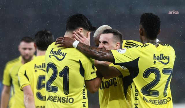 Fenerbahçe, Trabzonspor'u 3-2 mağlup etti
