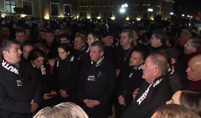 Özgür Özel Adıyaman’da sessiz yürüyüşe katıldı