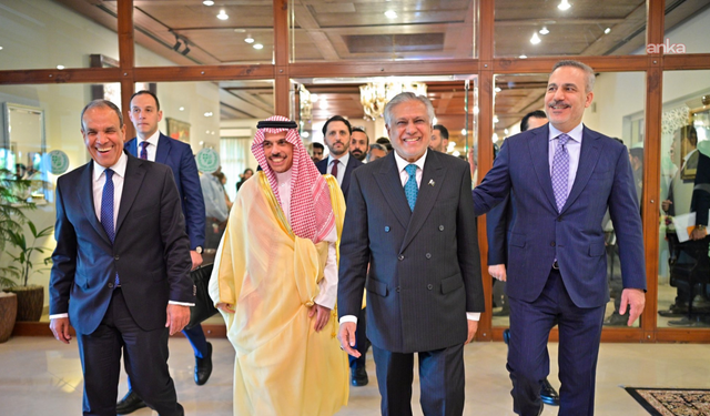 Dünya Bu Zirveye Kilitlendi! Pakistan Devreye Girdi: İran-ABD Savaşı İçin Kritik 'Pekin' Hamlesi!