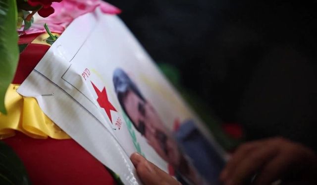 Kobani’de dikkat çeken cenaze töreni: Salih Müslim toprağa verildi