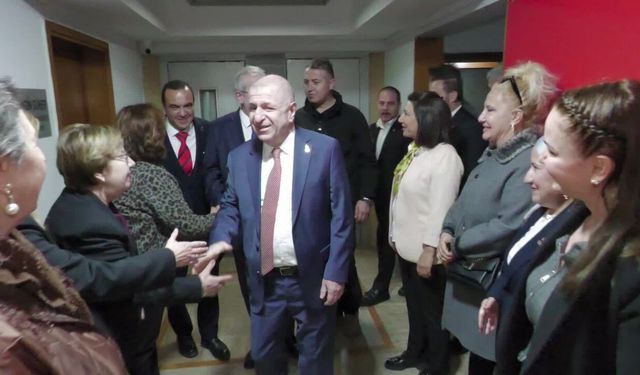 Ümit Özdağ: “Türkiye, İran’a karşı savaşa sürüklenmemeli”