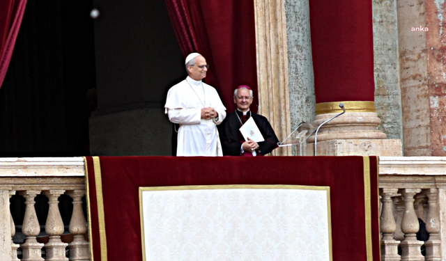 Vatikan’da Şok Çıkış! Papa 14. Leo’dan Savaş Başlatan Liderlere Sert Ambargo: "Tanrı Elleri Kanlı Olanın Duasını Kabul E