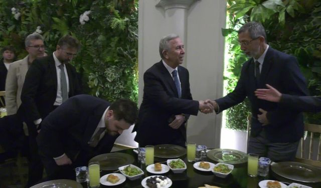 Yavaş’tan muhalefete kritik çağrı: “Yan yana gelmezsek bugünleri mumla ararız”