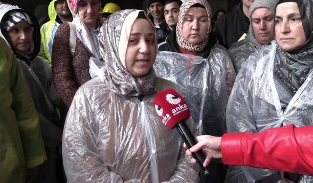23 Nisan’da Madenci Eşlerinden Yürek Yakan İsyan: "Çocuğuma Takdir Hediyesi Bile Alamadım!"