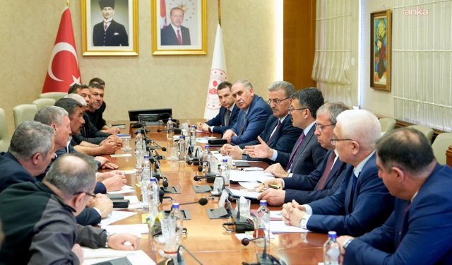 Ankara'da Kritik Zirve: Bakanlık Maden İşçileri ve İşverenle Masaya Oturdu!