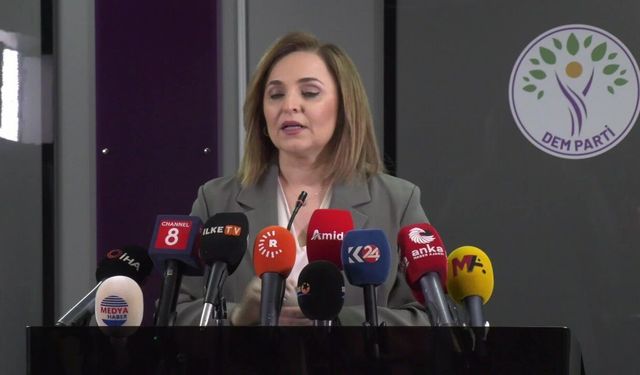 DEM Parti'den Özgür Özel'in "Ara Seçim" Çağrısına Yanıt: "Gündemimizde Seçim Yok, Demokratikleşme Var!"