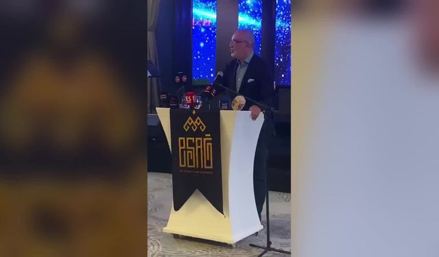 "Dünya Ağrılılar Günü"nde Protokol Krizi: Sırrı Sakık Salonu Terk Etti!