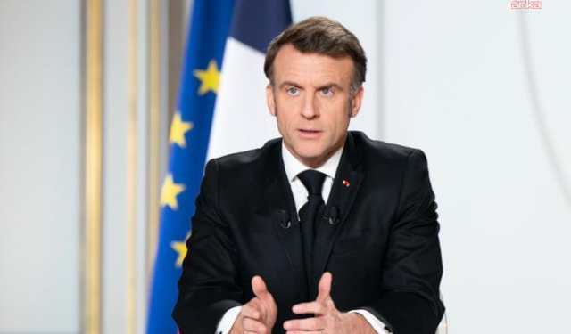 Macron Müjdeyi Verdi: İran’da 3,5 Yıl Hapis Yatan Fransız Casuslar Yola Çıktı!