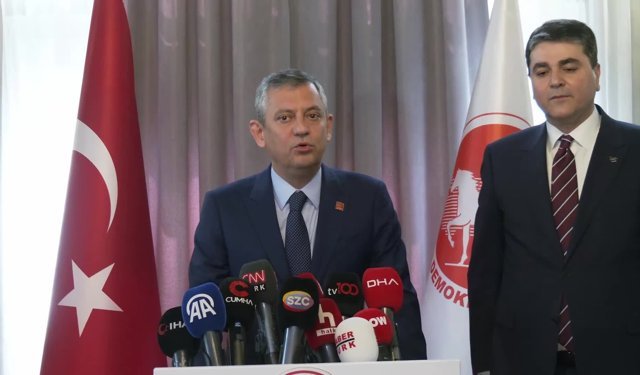 Özgür Özel’den Erdoğan’a "Ara Seçim" Resti: "Kaçmak Siyasi Tükenmişliğin İtirafıdır!"