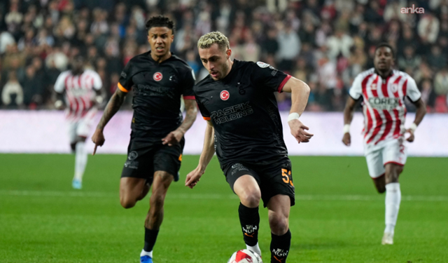 Galatasaray, Samsunspor'a 4-1 mağlup oldu
