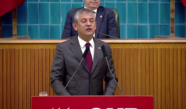 Özgür Özel’den "Cep Telefonu" İsyanı: "Dünya Devi 65 Bin Lira, AKP 67 Bin Lira İstiyor!"