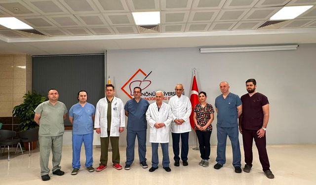 Tıp Tarihinde Milat! Malatya'da Dünyanın İlk 8'li Çapraz Karaciğer Nakliyle İmkansız Başarıldı