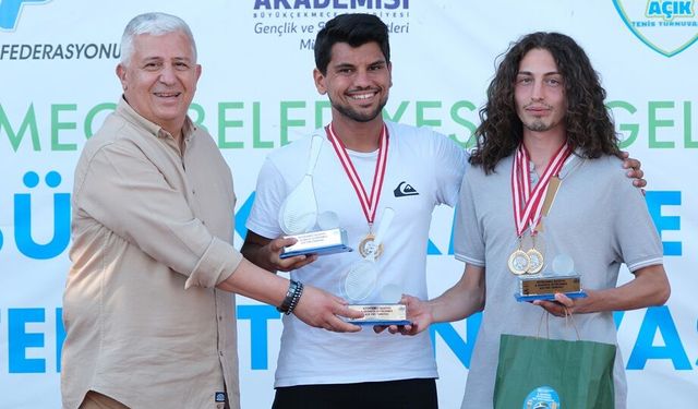 Büyükçekmece Açık Tenis Turnuvası’nda Şampiyonlar Belli Oldu