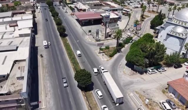 Adana'da Nefes Kesen Takip: Zehir Yüklü Tır Bölündü, Tam 1 Milyon 800 Bin Adet Çıktı!