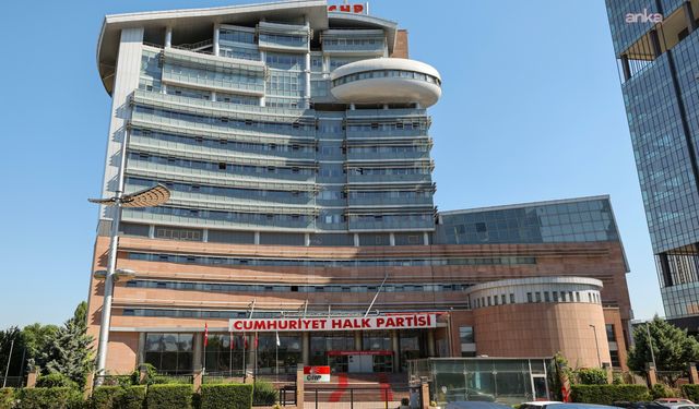 CHP'de Kadınlar İsyan Bayrağını Açtı! "Saray Kayyımına Teslim Etmeyeceğiz!"