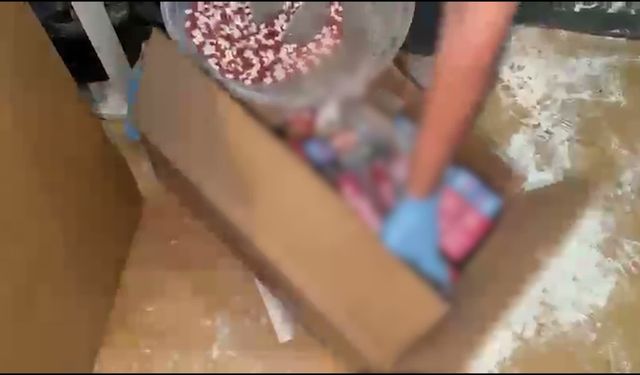Ankara’da Uyuşturucu İmalathanesine Dev Operasyon: Yüz Binlerce Hap Üretilecek Ham Madde Ele Geçirildi!