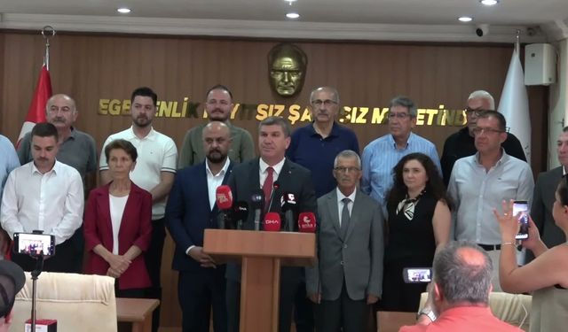 Burdur'da Siyasette Taşlar Yerinden Oynadı: Belediye Başkanı ve 15 Meclis Üyesi CHP'den İstifa Etti