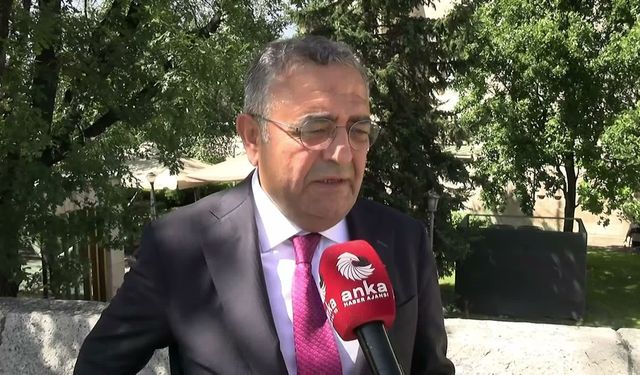 CHP'de Tarihi Yol Ayrımı: Özgür Özel Yeni Partiyi Açıkladı, Milletvekilleri ve İl Başkanları Yola Çıktı!