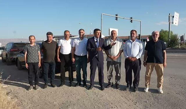Giriş Kapısında Utanç Manzarası! "Bu Tablo Elazığ’a Yakışmıyor"