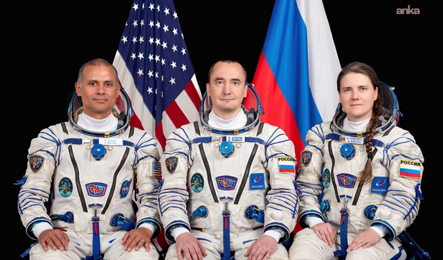 Uzayda Kritik Kenetlenme Gerçekleşti! NASA ve Roscosmos Ortaklığında Tarihî Sefer: ISS Ekibi 10 Kişiye Ulaştı!