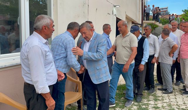 Arguvan'daki Katliam Gibi Kazadan Acı Detay: Düğün Dönüşü Yok Olan Koçkan Ailesi Darende'de Toprağa Verildi!