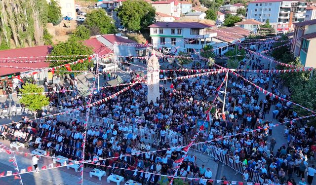 Kuluncak’ta tarihi festival coşkusu! Binlerce kişi aynı meydanda buluştu