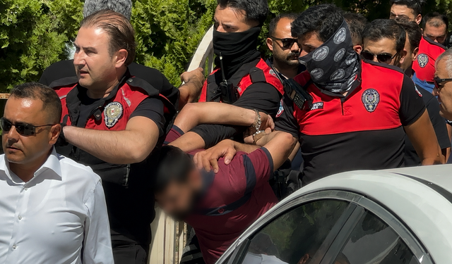 Mahallede korku dolu anlar: Elindeki pompalı tüfekle dehşet saçtı!