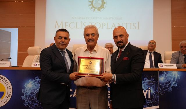 Malatya TSO’da Üyelere Vefa Töreni: 25 Yılını Dolduran 40 Firmaya Plaket Takdim Edildi!
