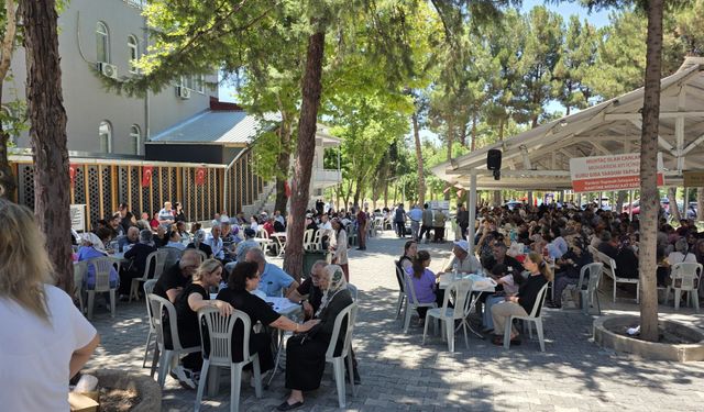 Kerbela Sırrı Malatya'da Aşure Lokmasıyla Can Buldu: "Bugün Kimse Yezid'i Hatırlamaz!"