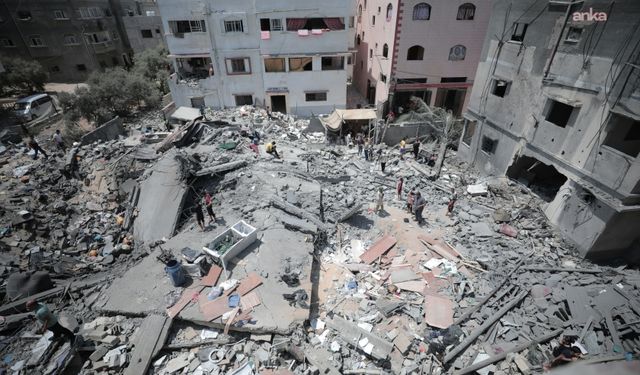 İsrail'den Gazze'de Kanıt Karartma Operasyonu: 10 Milyon Ton Enkaz Kamyonlarla Taşındı!