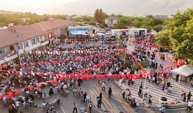 Depremle Anılan İlçe Şimdi Festivallerle Konuşuluyor: Tam 8,5 Milyar TL Yatırım!