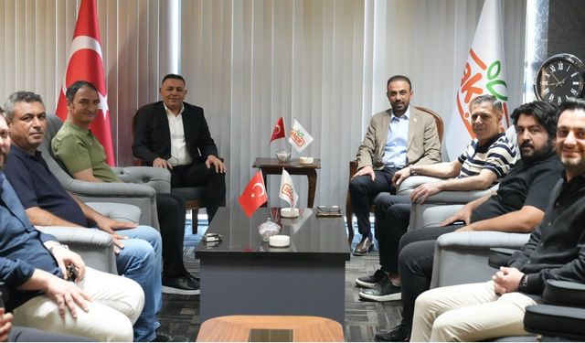 Başkan Sadıkoğlu’ndan STK’lara Çıkarma: “Geleceği Birlikte İnşa Edeceğiz”