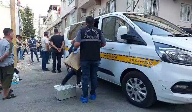 Gaziantep'te eşini öldüren şüpheli sokakta ateş açtı: 4 kişi yaralandı