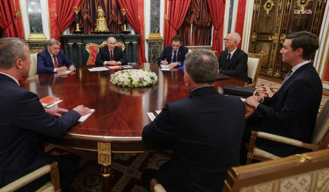 Putin ile Trump'ın Temsilcilerinin Moskova Görüşmesi 3,5 Saat Sürdü: ABD Heyeti Kiev'e Geçecek
