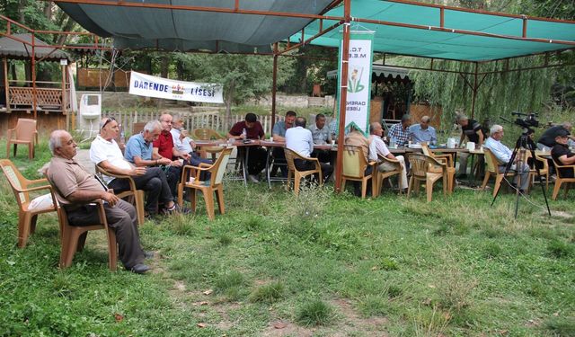 Darende Lisesi Mezunlarından 48 Yıllık Rejisor Gibi Vefa: Yarım Asırlık Dostluk Hatıra Ormanıyla Ölümsüzleşiyor!