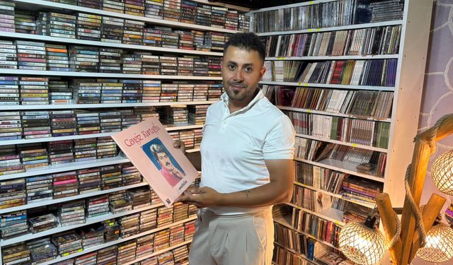 Deprem Sonrası Bir Hediyeyle Başladı: Malatya'da Dev Nostalji Arşivi Oluşturdu!