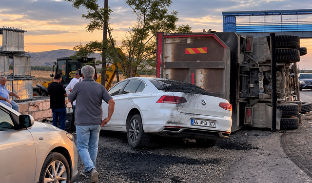 Malatya’da Adliye Çalışanına Kamyon Çarptı: Ağır Yaralı