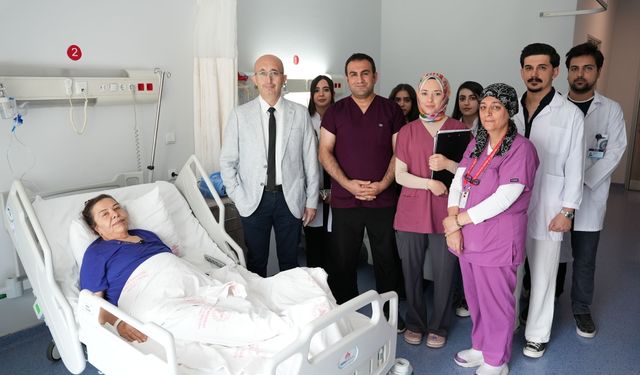 Malatya'da Ameliyat Edilen Kadından 15 Kilogramlık Kitle Çıkarıldı