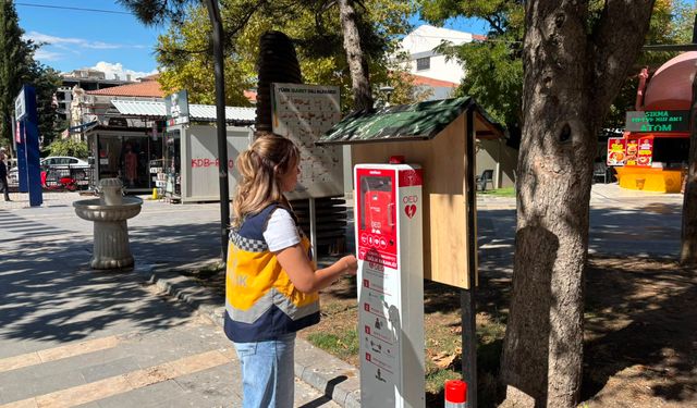 Malatya’da Hayat Kurtaracak Yeni Adım: 3 Noktaya Otomatik Şok Cihazı Yerleştirildi