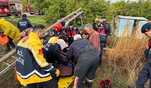 Akçadağ’da 30 Metrelik Kuyuya Düşen Genç İtfaiyenin Zamanla Yarışıyla Kurtarıldı