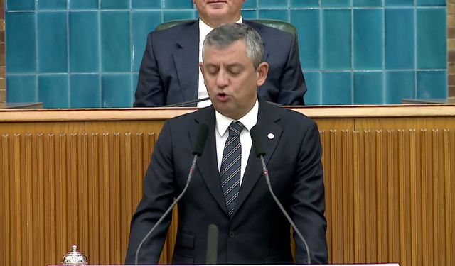 Özel’den Fon Tepkisi: "Asrın Soygununun Maliyeti 90 Milyar Dolar"