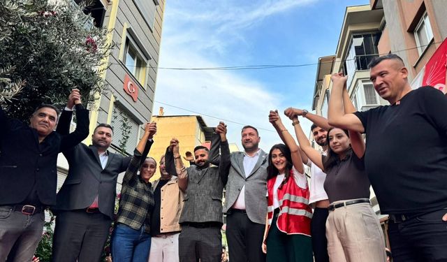 YENİ Parti'den İstifa Eden 200 Kişi CHP'ye Katıldı: "Reklamlar Bitti, Senaryo Tutmadı!"