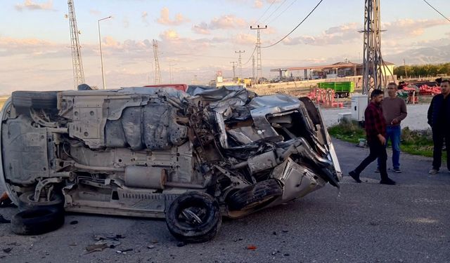 Malatya-Sivas Karayolunda Şiddetli Çarpışma: 1'i Ağır 3 Yaralı
