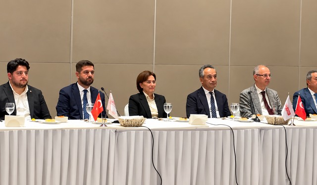 Malatya'da Deprem Sonrası Yeniden İnşa Masaya Yatırıldı: "Şehrin Ruhunu ve Hafızasını Koruyarak Geleceğe Taşımalıyız"